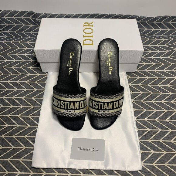 New Dior Sandals Women Slipper - Picture 1 of 7